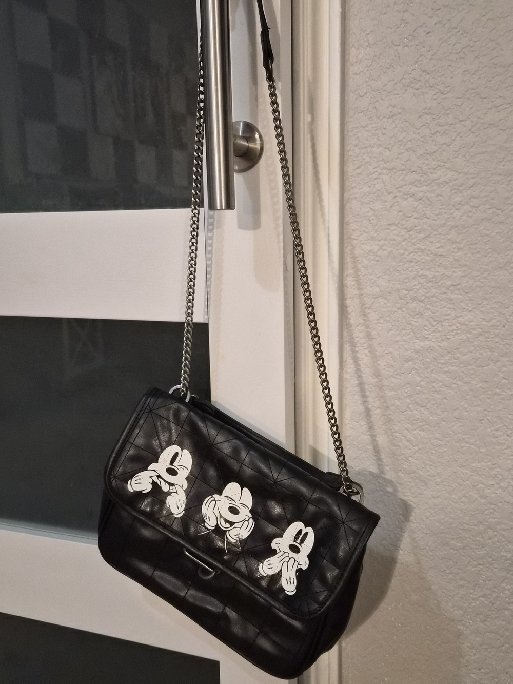 Mickey Mouse Black Quilted Cartoon-Print Shoulder Bag - Picture 3 of 8